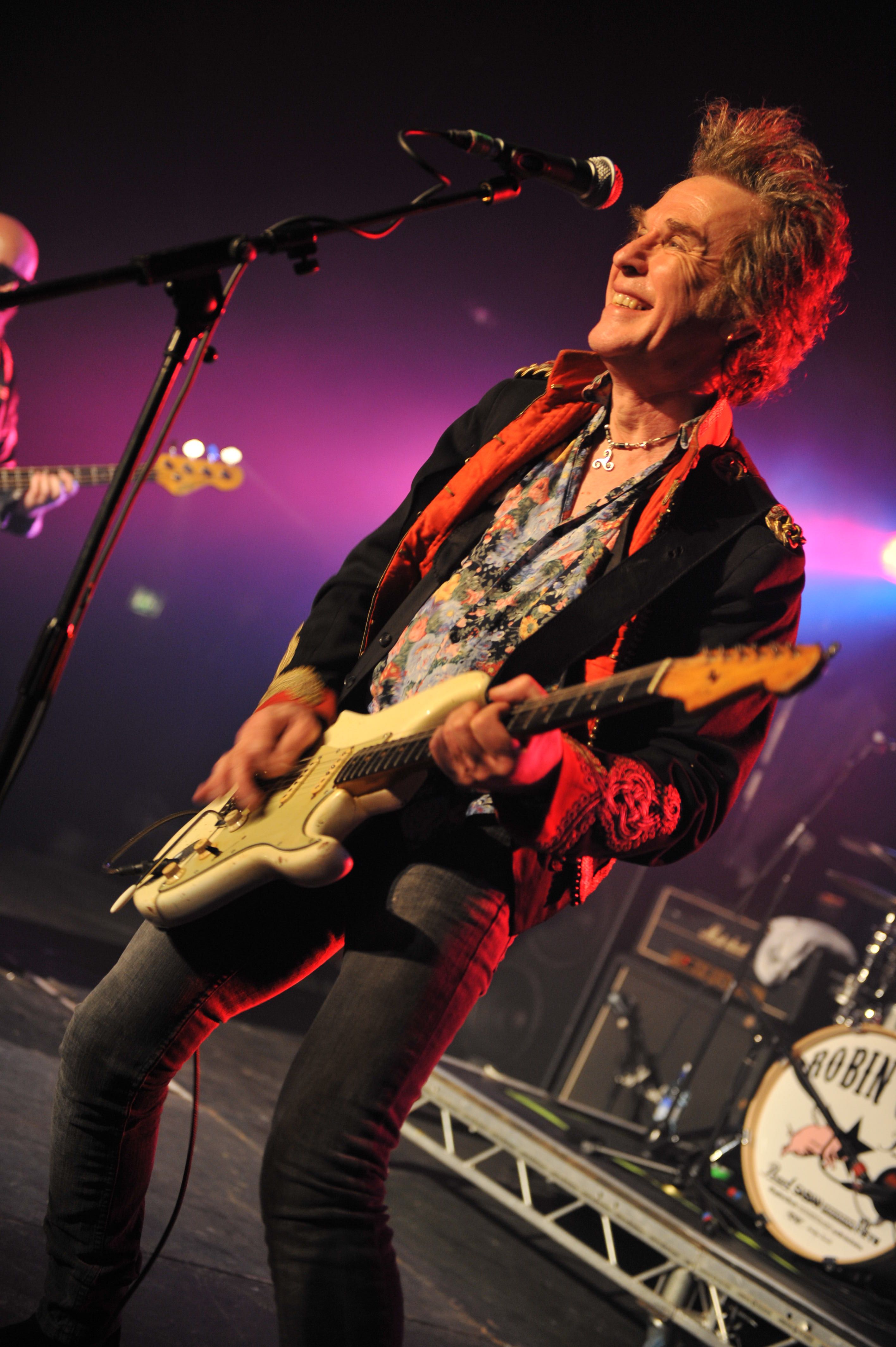 Bernie Torme, former Ozzy Osbourne guitarist, dead at 66 - 953 Jamz2832 x 4256